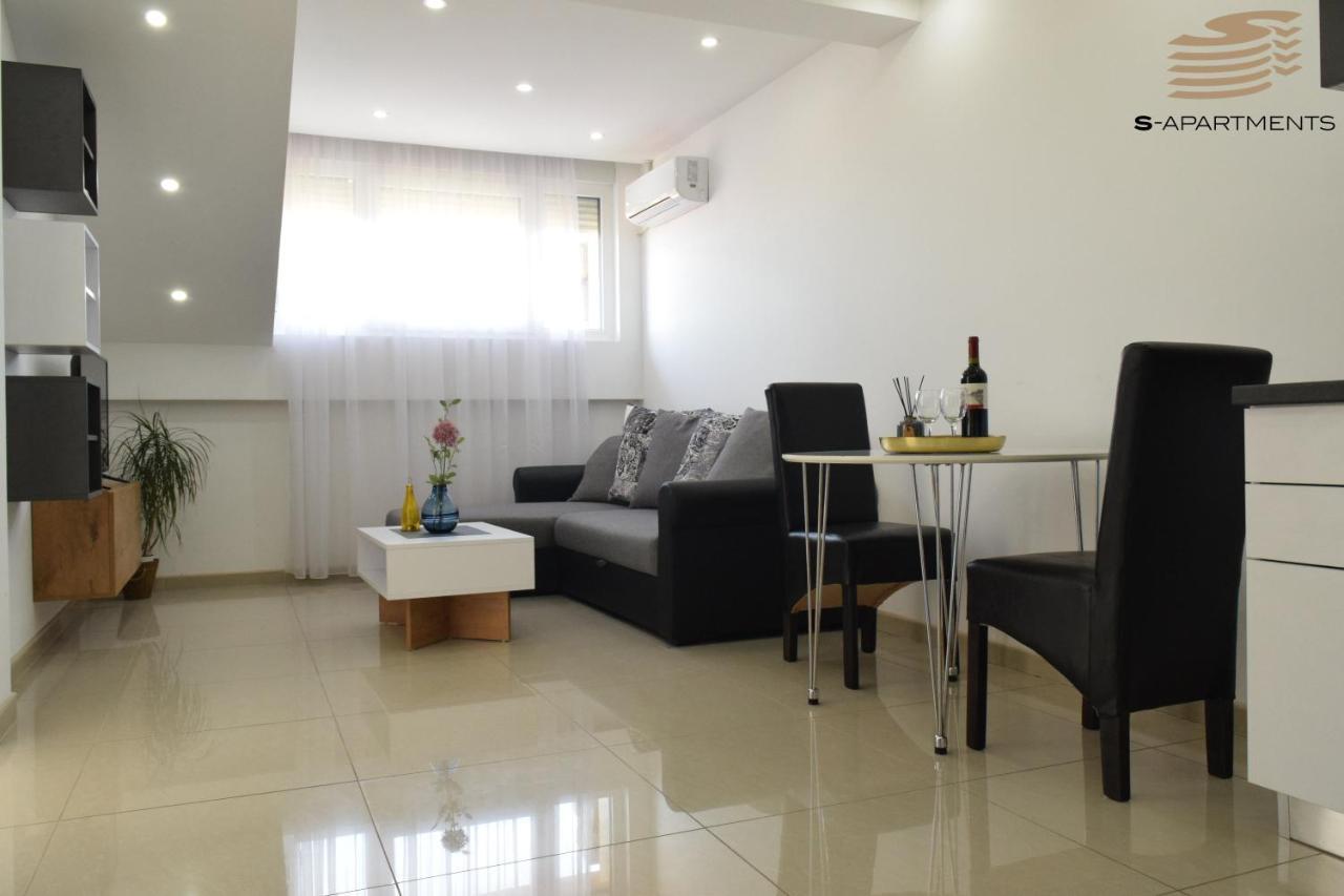 S-Apartmani Cocetova 야고디나 외부 사진